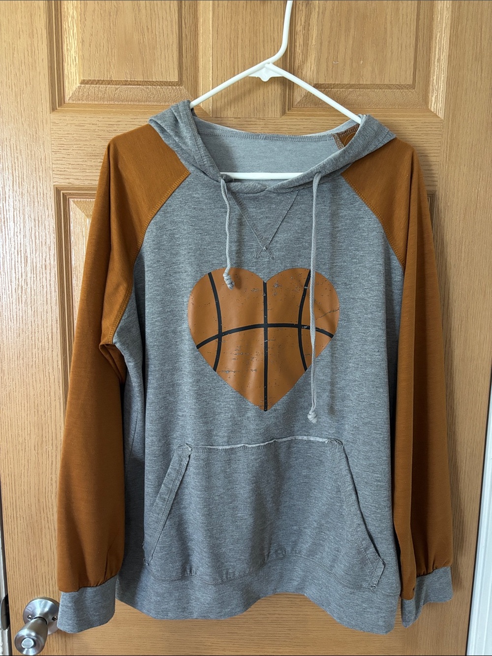 Basketball Love Women’s Hoodie Size 2XL